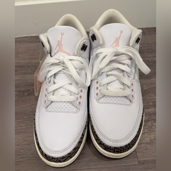 Women's White and Pink Air Jordan size 9 sneakers. - Picture 2 of 5